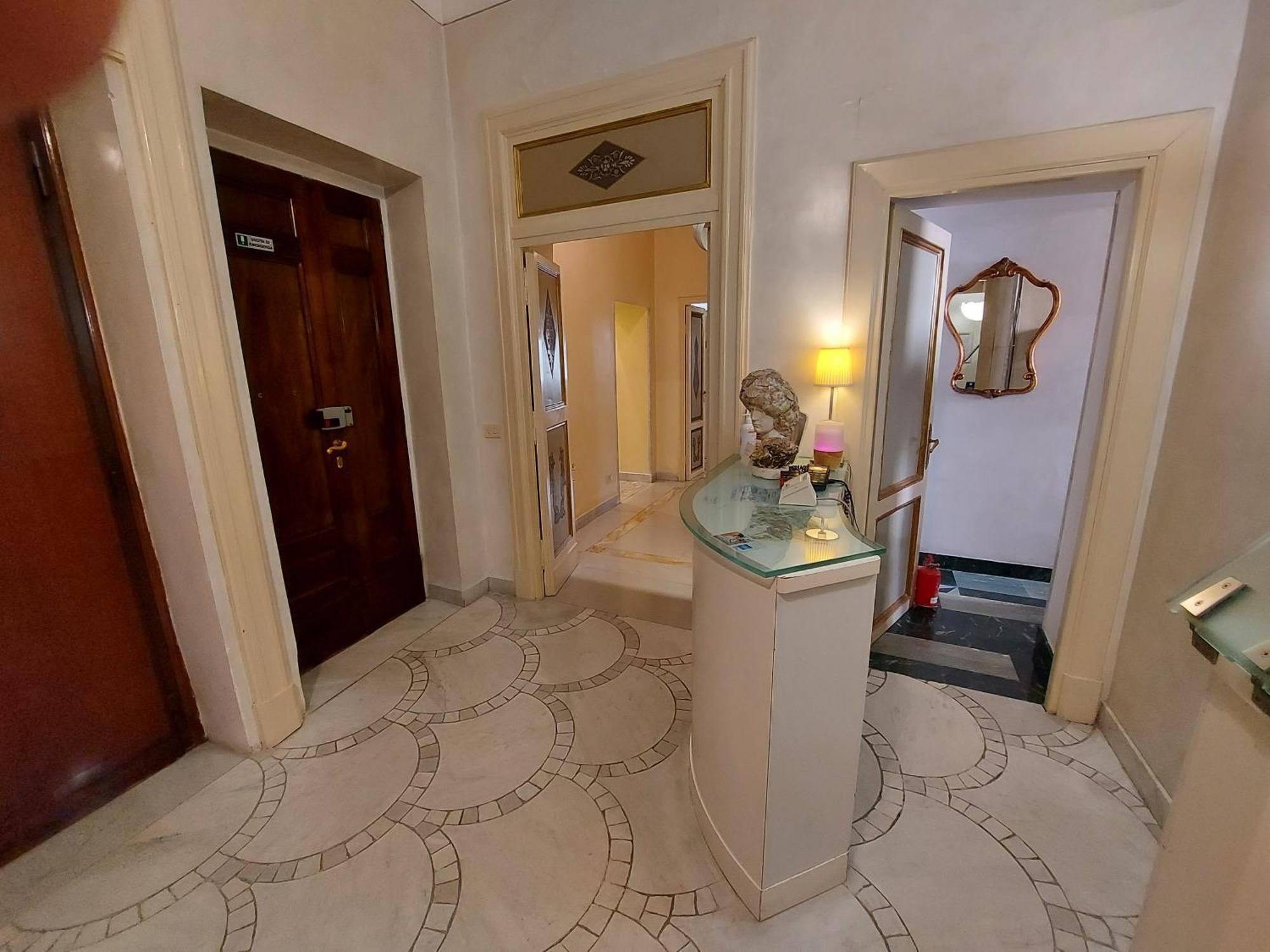 Bed and Breakfast Residenza Al Corso Roma Exterior foto