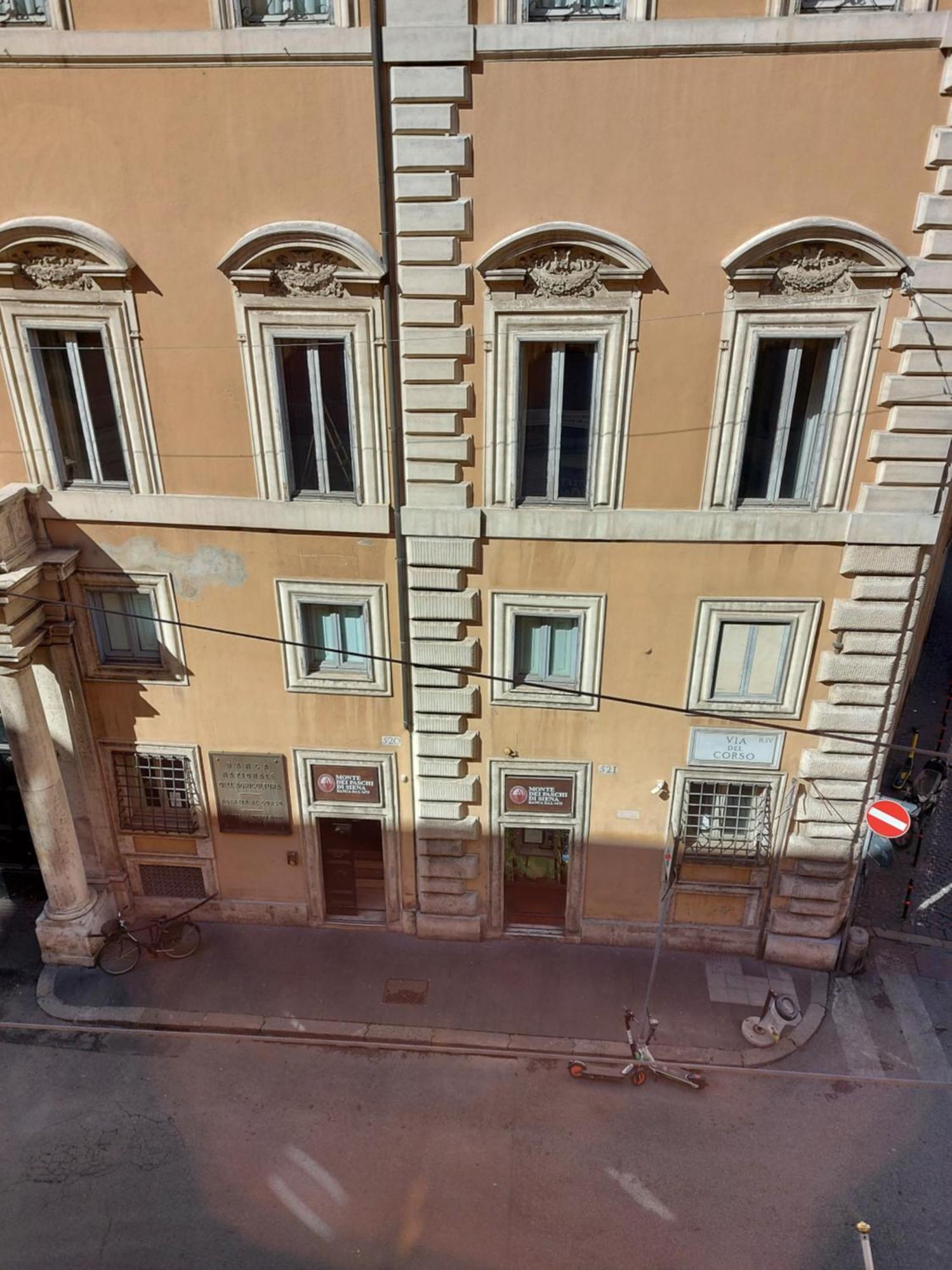 Bed and Breakfast Residenza Al Corso Roma Exterior foto